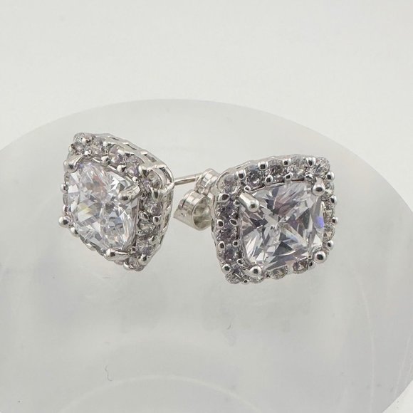 White Topaz Earring and Pendant Necklace Set - Cushion Cut  - Just Shines! - Picture 4 of 11